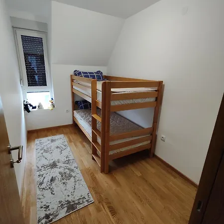 Διαμέρισμα Popovic *